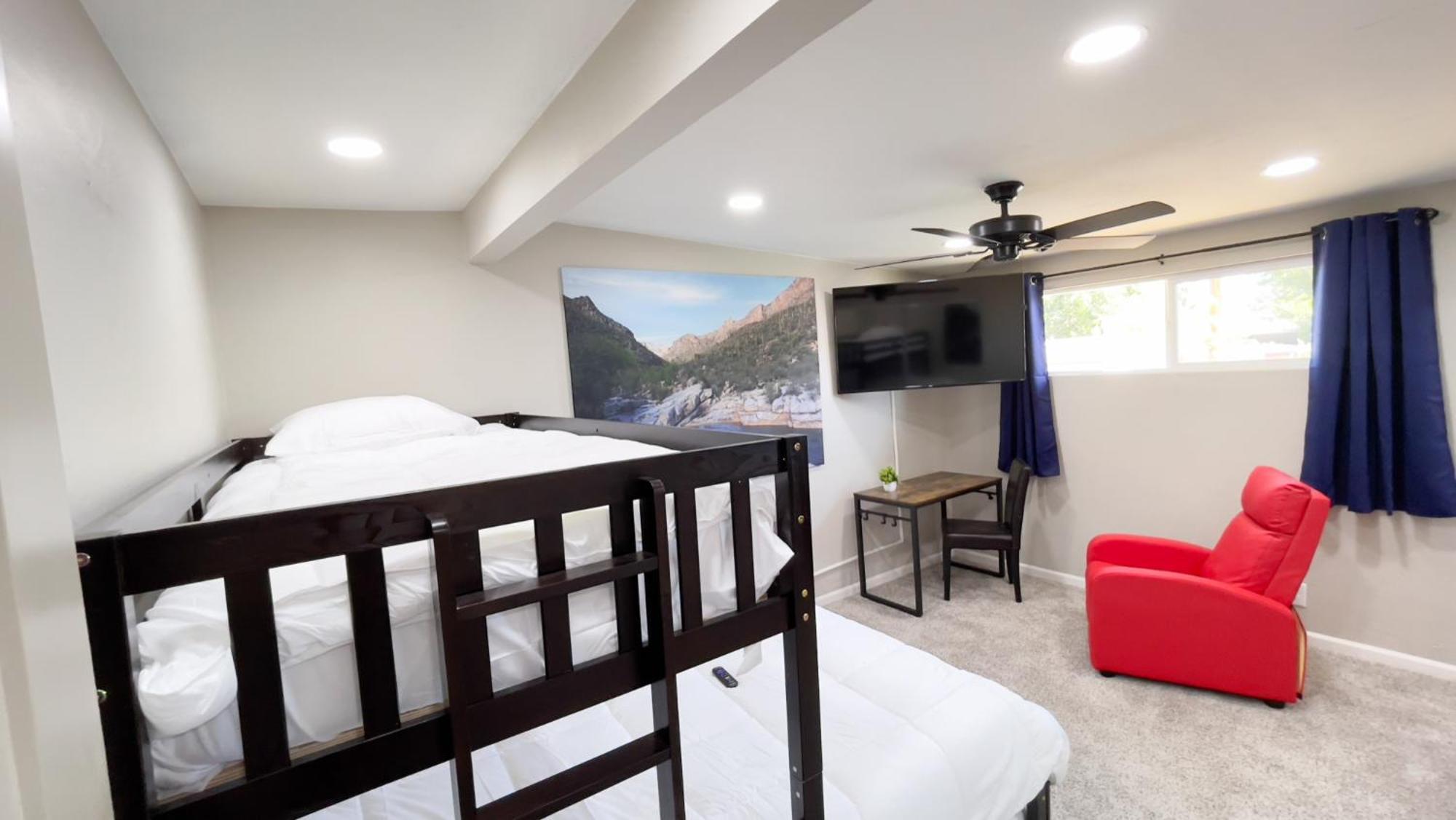 Private Home - Heated Pool, Billiards, Darts, Foosball, Fireplace, 5 Smart Tvs, Bbq, Cotton Bedding - The Saguaro Sanctuary, Pool Heat Optional Tucson Kültér fotó